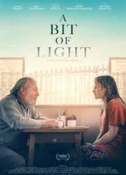 دانلود فیلم کمی نور